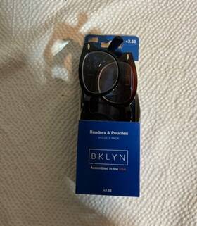 780668 Bklyn 2.50 Readers With Pouches Magnifying Glasses 2-pack Model Harman Colpk