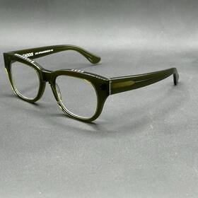 8654-010725-85.95 Caddis The Miklos 2.00 Reading Glasses Olive Crystal 52-20-145 Used