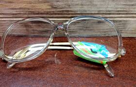 Cool-ray 028328601471 Retro Style X-large Square Frame Reading Glasses Plastic/metal 2.00