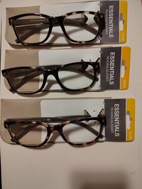 51019-138 Essentials 3 X 2.00 Bifocal Reading Glasses Tortoise Shell Foster Grant