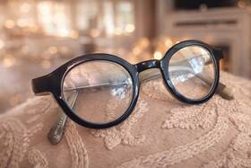 2236-00 Eyebobs Tv Party Round Reading Glasses 2.50 Artsy Retro Fashion