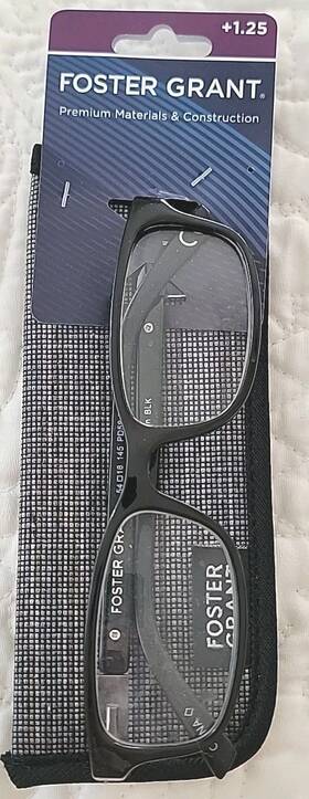 1017659-125 Foster Grant Core - Black Reading Glasses With Case 1.25