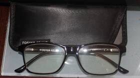 1018310275 Foster Grant Reading Glasses With Case Ms1020 Payton Black