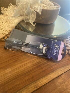 Foster Grant 193033276617 Ti-tech Reading Glasses 3.25 Black Frames New Hyperflex With Case
