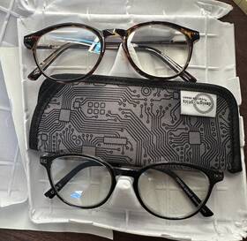 Foster Grant 193033458778 Design Optics By Blue Light Reading Glasses 2 Pack 3.00 Brown/blac