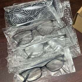 Foster Grant 193033460504 Design Optics Square Cat Eye Reading Glasses 2.50 3-pack