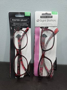 Foster Grant 193033519851 Sight Station Allegra Red Paisley 1.50 Reading Glasses Reader 2pc