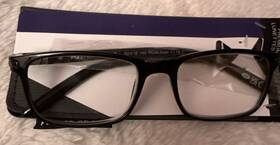 Foster Grant 193033556986 Cole Black Reading Glasses 1.75 New With Case