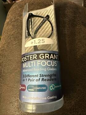 Foster Grant 193033557983 Multi Focus Advanced Reading Glasses 1.25 Mckay New With Case