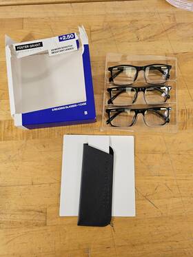 Foster Grant 193033762455 3 Pk 2.5 Mens Design Optics Classic Plastic Square Reading Glasses