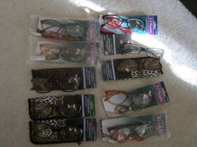 Foster Grant 706 Wendy Reading Glasses With Case Lot Of 10 All 1.50 Strength New 2 8 Ezreader