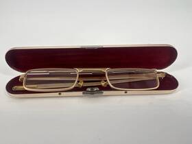 Fgtrtg04 Foster Grant Reading Glasses To Go Folding Micro-readers 102 2.00 With Thin Case