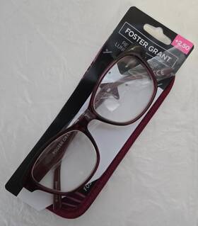 17-140 Foster Grant Op1023 Reading Glasses 52 Fglr 24 611 Wine 2.50 3.00