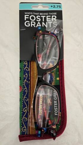 19-139 Foster Grant Pl0920 Readers Glasses 2.75 Allegra Wine 50 With Soft Case