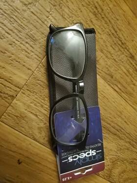 Vrm-2009 Foster Grant Fg Simply Specs Vrm 2009 Reading Glasses With Case Blk 3.25 52/19-145