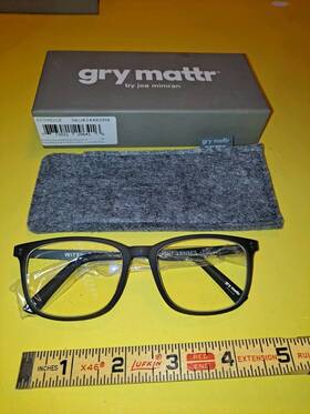 653982ge Gry Mattr Joe Mimran Reading Glasses Blue Light 1.5 Magnification Black