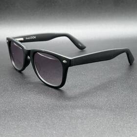 5756-040924-12 Look The 1.50 Reading Glasses Matte Black Flex Hinges Used