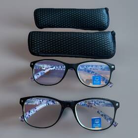 Mod-16 M Nwb Chloe Blue Light Reading Glasses 300 2 Pairs With Case Uv Scratch Resist
