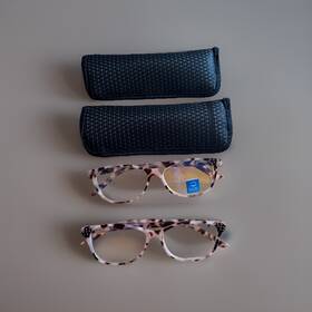 Mod-19 M Nwb Joan Blue Light Reading Glasses 1.75 2 Pairs With Case Uv Scratch Resist