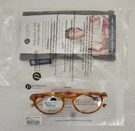 48-19-142 Peepers #185175 Reading Glasses 1.75 Brain Trust Honey Tortoise