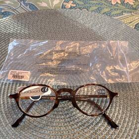 253200 Peepers See You A-round Reading Glasses 2.00 Tortoise Round Bifocal Eyeglasses