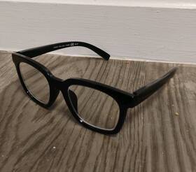 2619100 Peepers To The Max 1.75 Blue Light Eco Shiny Black Square Readers Euc