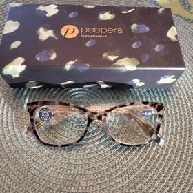 3846 Peepers See The Beauty Focus Reading Glasses 2.00 Blue Light Tortoise Square