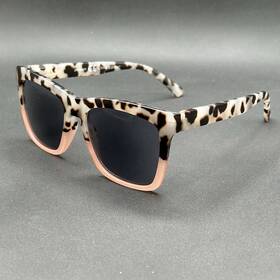 8513-122824-19.95 Peepers Oversized Cape May 2.00 Sun Readers Havana Fade Used - Reading Glasses
