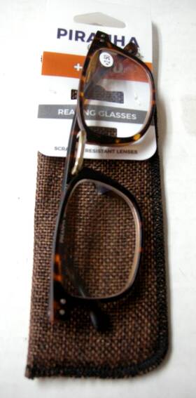 59827 Piranha Reading Glasses By 2.50 Strength Brown Cheetah Plastic Brand New
