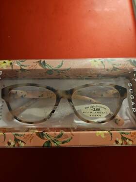 Plum 810078568049 Pretty Sugar Reading Glasses 2.00 New