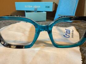 Pop Specs 752499609188 Elton John Reading Glasses. Sapphire Remix 1.25. Rectangle Frame