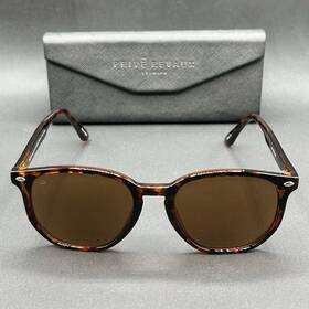 8567-010125-14.95 Prive Revaux The B.f.f. 1.50 Sun Readers Tort 55-19-145 Used With Case