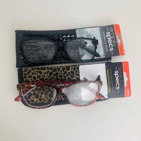 Simply Specs 193033440292 Lot Of 2 Reading Glasses Black Animal Print With Free Case 2.50