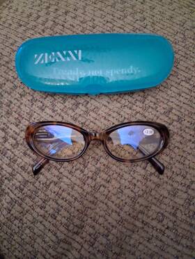 R006725250 Zenni Optical New In Case Womens Tortoise 2.50 Reading Glasses 54 19 145