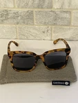 Women's Peepers Sunglasses Readers +150 Tortoise First Class. Fixed Price $25.00.