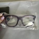 Peepers Women's Take Bow Square Blue Light Glasses Purple Limited Edition. Fixed Price $25.00.