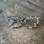 Quay Australia All Nighter 126 Blue Light Glasses Tortoise Cat Eye Frame. Fixed Price $29.99.