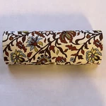Vera Bradley Marrakesh Vines Cream Flip Top Hard Case For Glasses Women. Fixed Price $14.99.