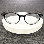 Eyebobs Reading Glasses +1.75 Case Closed Black Round Handmade Frames 49-18. Fixed Price $30.00.
