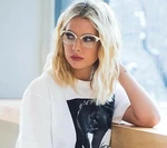 A370553 Prive Revaux The Angelou Blue Light Readers Strength Different Frame Col. Fixed Price $17.00.