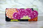 Vera Bradley Ziggy Zinnia Large Deep Glasses Padded Fabric Hard Case. Fixed Price $9.99.