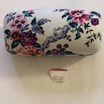 Vera Bradley Parisian Bouquet Hard Case For Sunglasses Floral Felt Lining. Fixed Price $22.65.