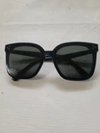 Gentle Monster Her 01 Unisex Sunglasses Brand New. Fixed Price $40.00.