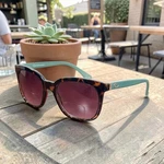 By Oscar De Renta Pastel Green & Tortoise Shell Sunglasses Frames OSRS704. Fixed Price $12.99.