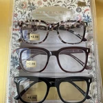 Max Studio +2.00 Women's Premium Reading Glasses 3-PACK Readers New Authentic. Fixed Price $31.00.