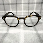 Peepers Reading Glasses Headliner Focus Brown Tortoise Blue Light Filter. Fixed Price $22.00.