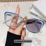 Smart Photochromic Multifocus Reading Trendy Cat Readers Eyeglasses. Fixed Price $18.57.
