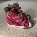 Morgan And Milo Shoes Girls Sz 12 Pink Suede High Top Faux Fur. Fixed Price $14.99.