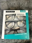 Design Optics By Foster Grant Fashion Cateye Reading Glasses 3 Pk +2.00 Open Box. Fixed Price $15.00.
