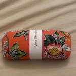 Vera Bradley Coral Floral Hard Case For Sunglasses Felt Lining. Fixed Price $14.99.